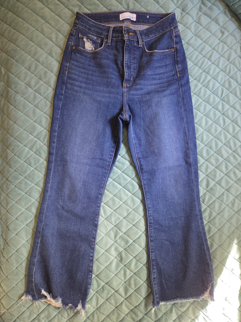 LOFT Curvy Kick Crop Jeans Petite 4 27 Dark Wash Denim Boho Casual Flare Y2K